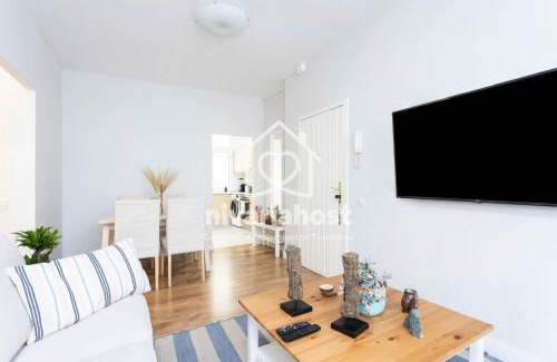 Santa Cruz de Tenerife Apartment | The Happy Place Santa Cruz, by Nivariahost