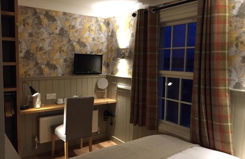 Irvine House | The Harbour Guest House