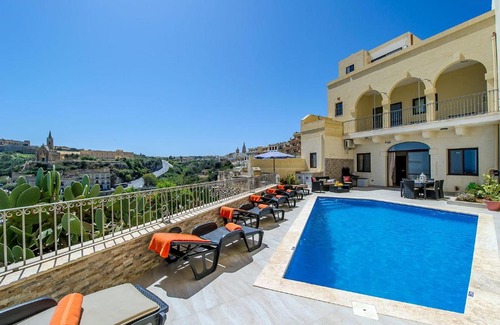 Ghajnsielem House | The Harbour Holiday Home