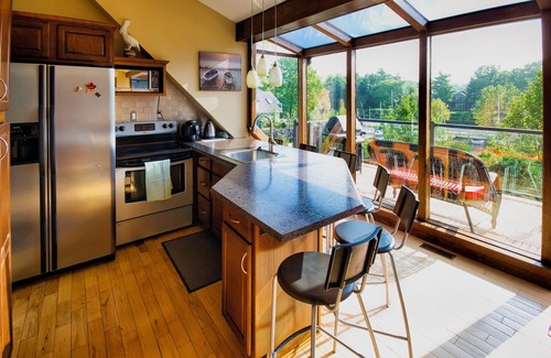 Grand Bend Cottage | The Harbourview Cottage- Spend Some Time In Grand Bend!