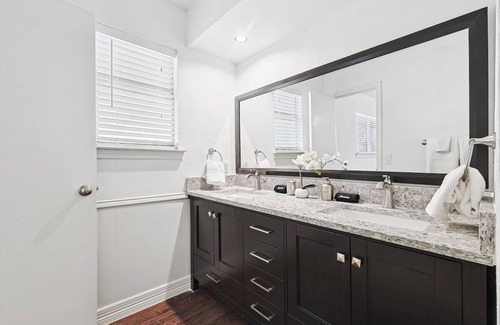 Allen House | The Harmony House close to Plano and Allen Outlet Mall