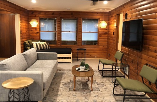 Turkey Point Cabin | The Harold: 50m From the Beach in Turkey Point, ON