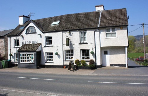 Glasbury Hotel | The Harp Inn