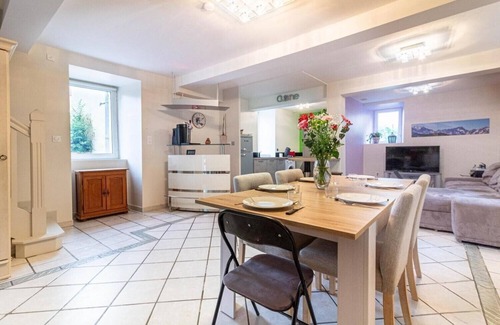 Ayros-Arbouix House | The Hautacam house