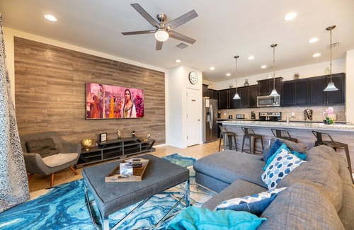Four Corners House | "The Haven" Newly Remodeled Luxury Townhome
