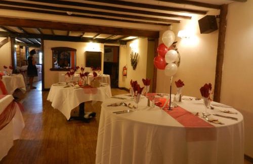 Abbess Roding Bed & Breakfast | The Hawkenbury
