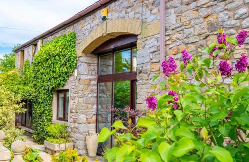 Clitheroe House | The Hawthorns
