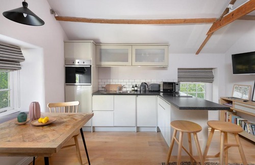 Wellow House | The Hayloft by Black Door Stays