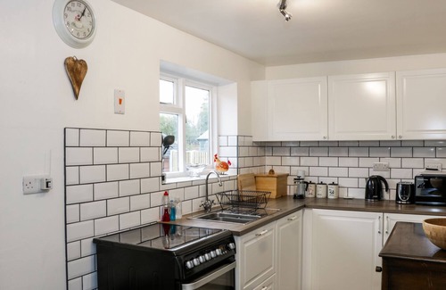 Pontesbury Cottage | THE HAYLOFT, pet friendly, character holiday cottage in Stiperstones