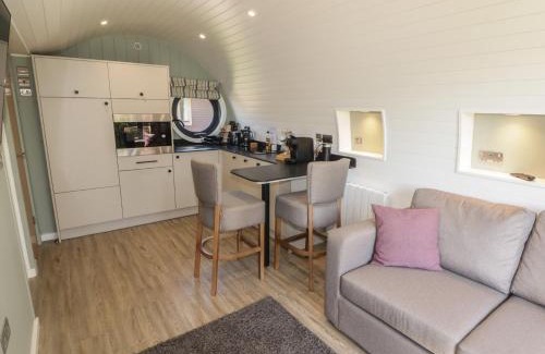 Cowbridge House | The Hazel Pod