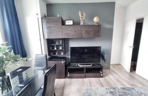Whitechapel Apartment | The Headlam Apartment