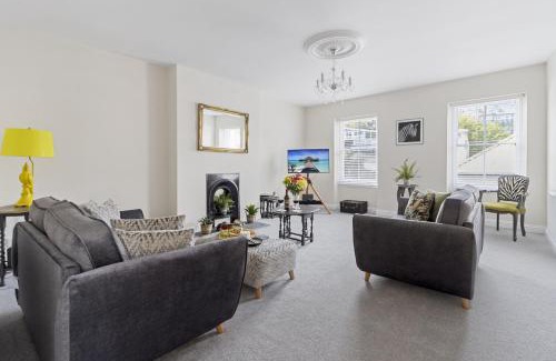 Brixham House | The Heart of Brixham, Bolton Plaice, Luxury Apartment