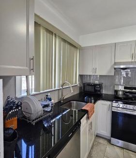 Hicksville House | The Heart of Hicksville House