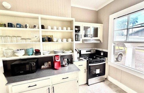 Hilo House | The Heart of Old Hawaii