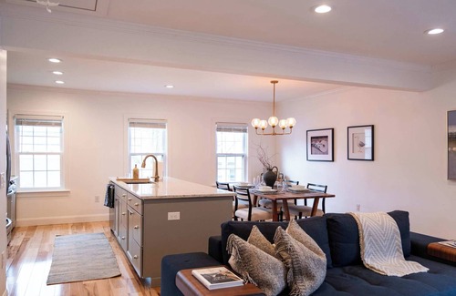 St. Michaels Apartment | The heart of St Michaels awaits.