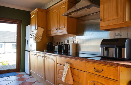 Portstewart House | The Heather Dew, Portstewart. Boutique home, 5 minutes walk from the promenade.