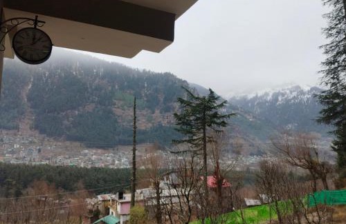 New Manali House | The Heavens place