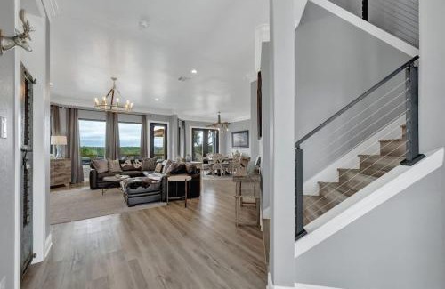 Fredericksburg House | The Heavy Pour