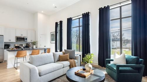 Nashville House | The Heights by AvantStay Modern Condo Minutes from Broadway
