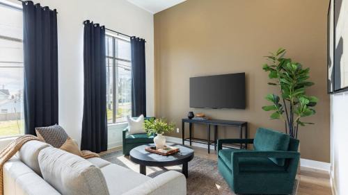 Nashville House | The Heights by AvantStay Modern Condo Minutes from Broadway