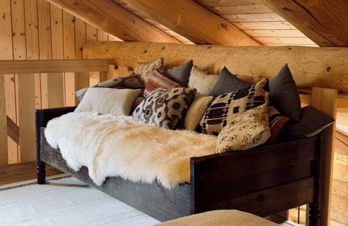 Gsteig Apartment | The Heiti lodge N - Log House Apartment