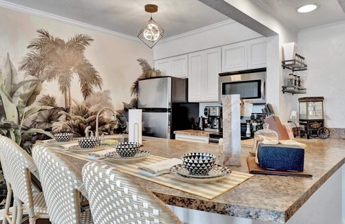 Rocky Point Condo | The Hemingway Subtropical Bayview balcony htd pool