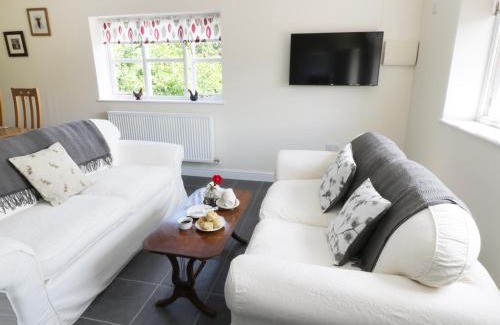 Bromyard House | The Hen House