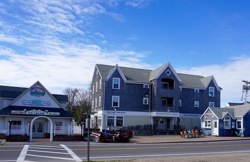Block Island Hotel | The Hendrickson House