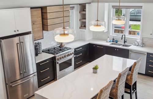 Port Dalhousie House | The Henley Luxe | Waterfront | Home Gym | Wineries