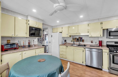 Key Largo Village House | The Heron House ~ Key Largo Oasis