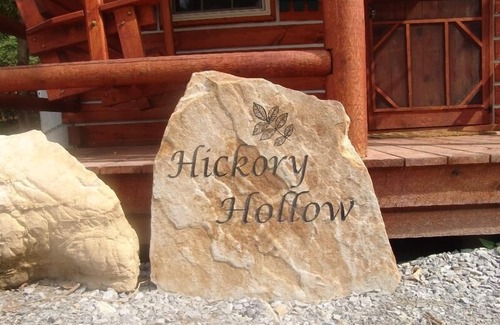 Hardin County Cabin | The Hickory Hollow Log Cabin by Garden of Gods in the Shawnee National Forest