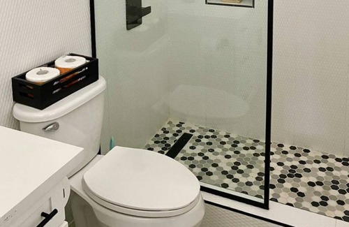 Barbican Apartment | The Hidden Gem - Centrally located apartment close to the Bob Marley Museum