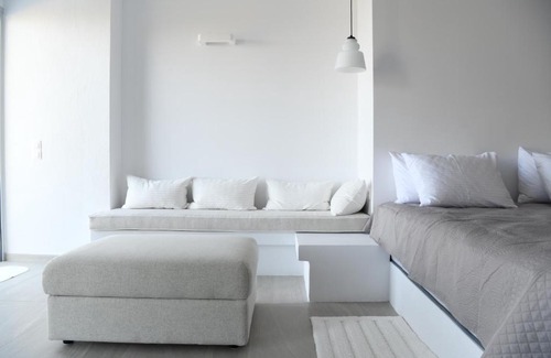 Katsarou Apartment | The Hidden Gem