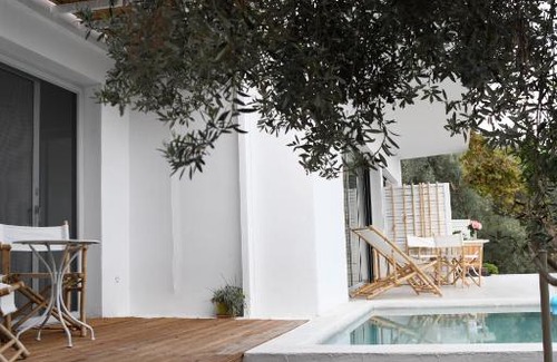 Katsarou Apartment | The Hidden Gem