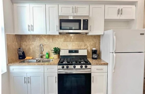 Ontario Apartment | The Hidden Gem Retreat
