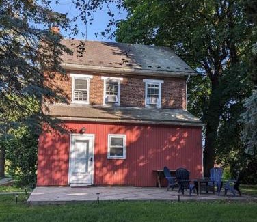 Lebanon - Pine Grove House | The Hidden Homestead