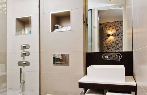 West Hendon Hotel | The Hide London