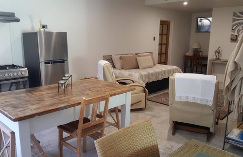 Bongaree House | The Hide - pet friendly with private pool.