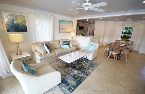 Porters House | The Hideaway apartment with private pool