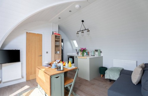 Castallack Cabin | The Hideaway at Tremorna Farm