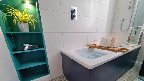 Wareham House | The Hideaway - Central Wareham