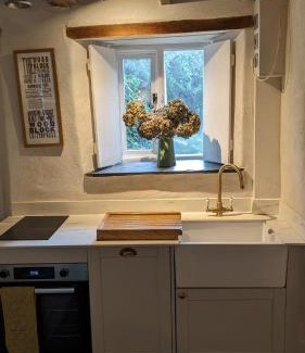 Mabe House | The Hideaway