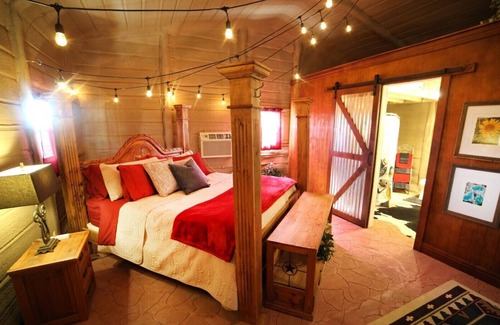 Howardwick House | The Hideout at Old Saints Roost: Escape to Nature!