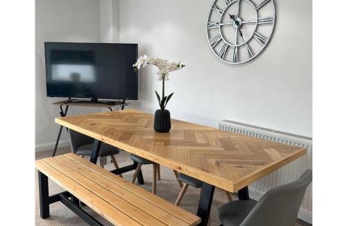 Harrogate Apartment | The Hideout (Garden Flat, 4 Dragon Road)