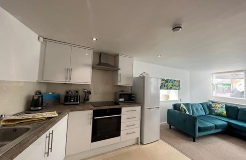 Harrogate Apartment | The Hideout (Garden Flat, 4 Dragon Road)