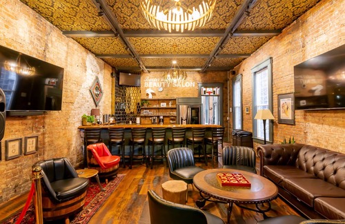 Phoenix Hill House | The Highball * Speakeasy Lounge & Retreat 6BR 5BA