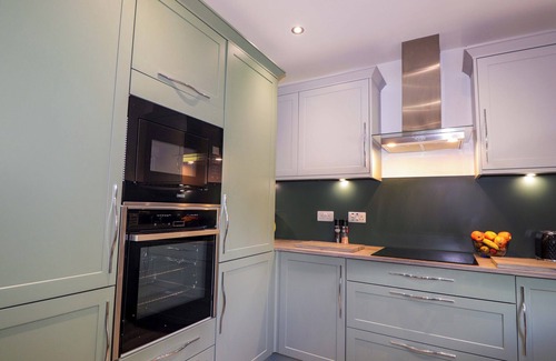 Dornie House | THE HIGHLANDER, family friendly, country holiday cottage in Dornie