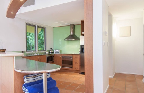 Port Douglas Villa | The Hill Villa 2 Port Douglas