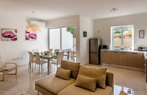 Marsalforn Apartment | The Hillock North B9