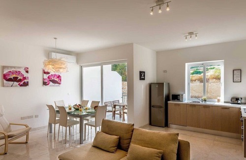 Marsalforn Apartment | The Hillock North B9